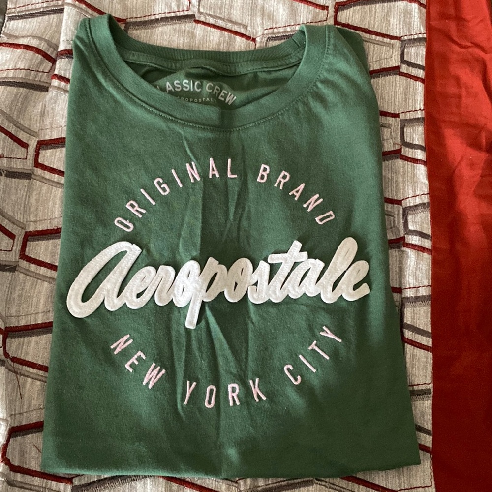 Green Aeropostal shirt